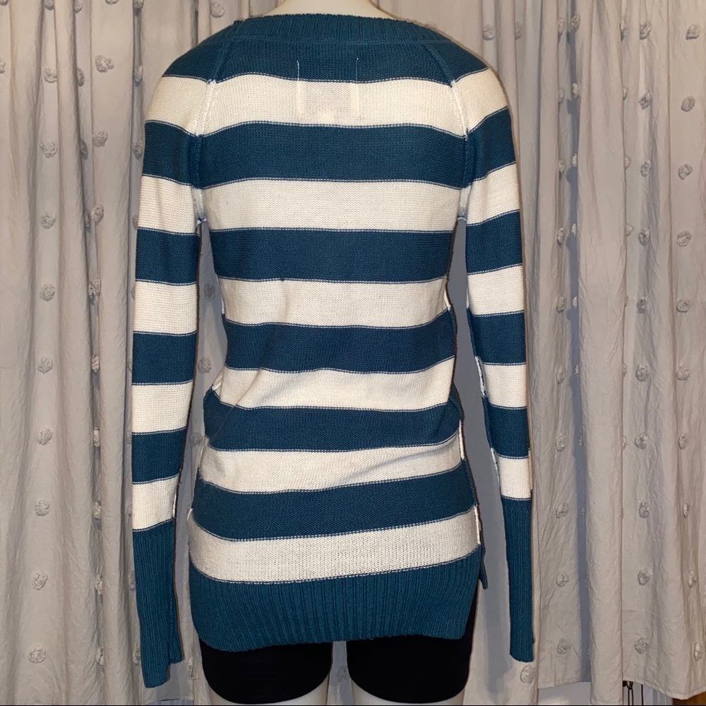 Striped sweater - Picture 2 of 5